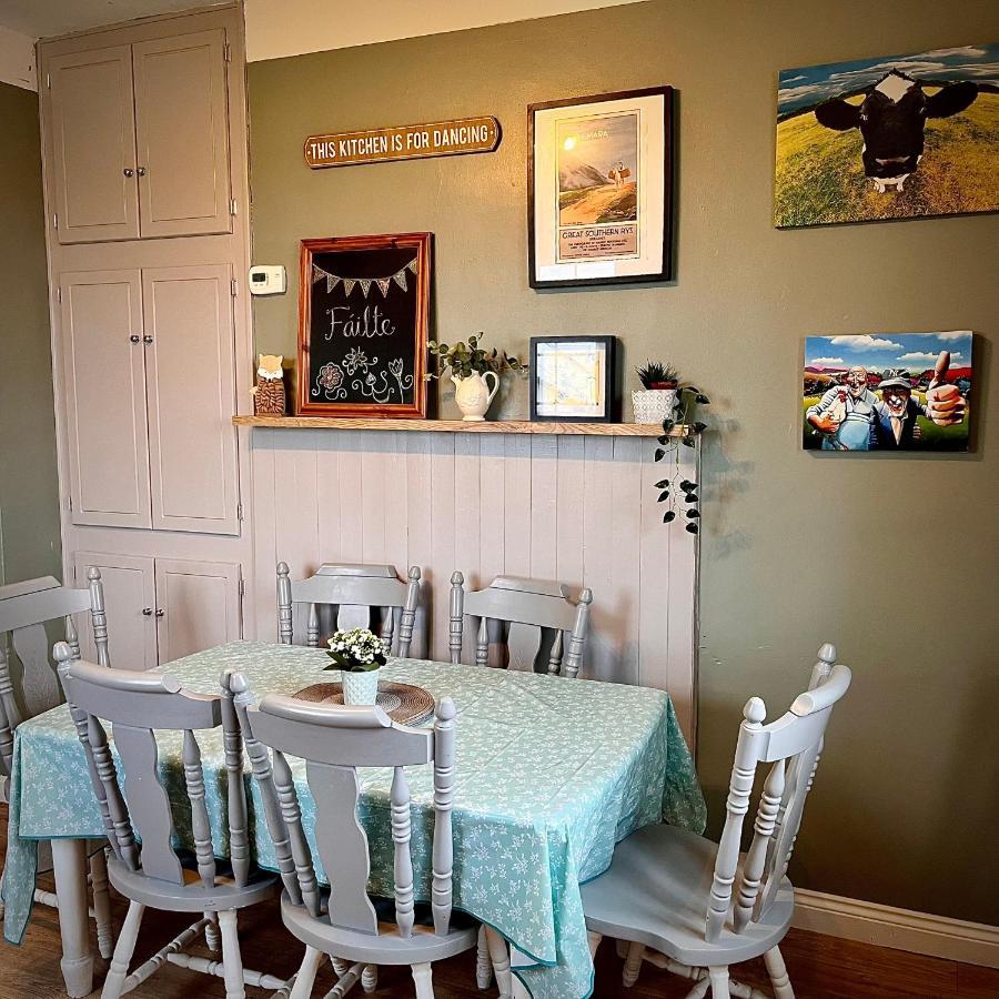 Wild Atlantic Stay Cottage Galway Bagian luar foto